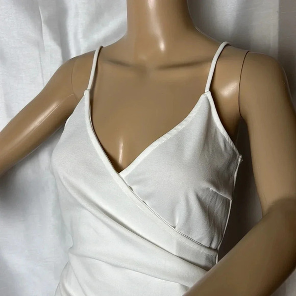 VNTG white faux wrap halter bodycon dress,ruching ,shirred,asymmetrical hem EC - Picture 2 of 14